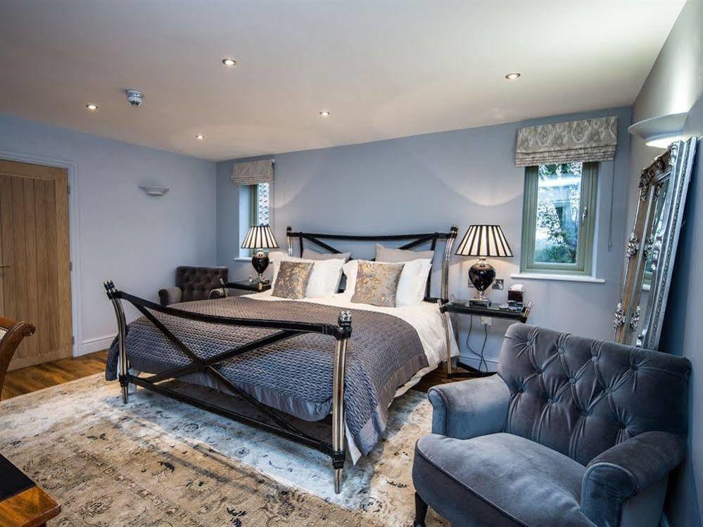 Hotel Eagle Mill Huntingdon Esterno foto