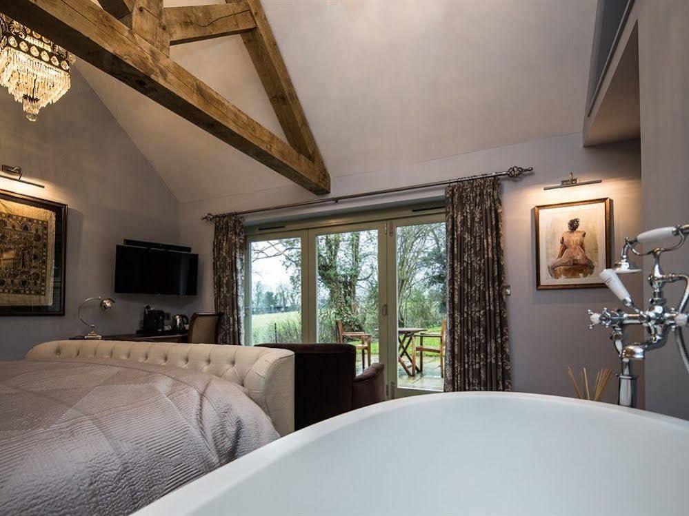 Hotel Eagle Mill Huntingdon Esterno foto