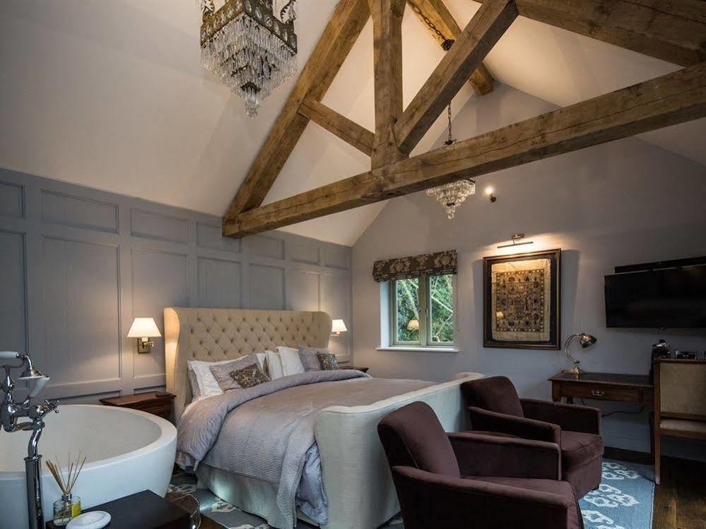 Hotel Eagle Mill Huntingdon Esterno foto