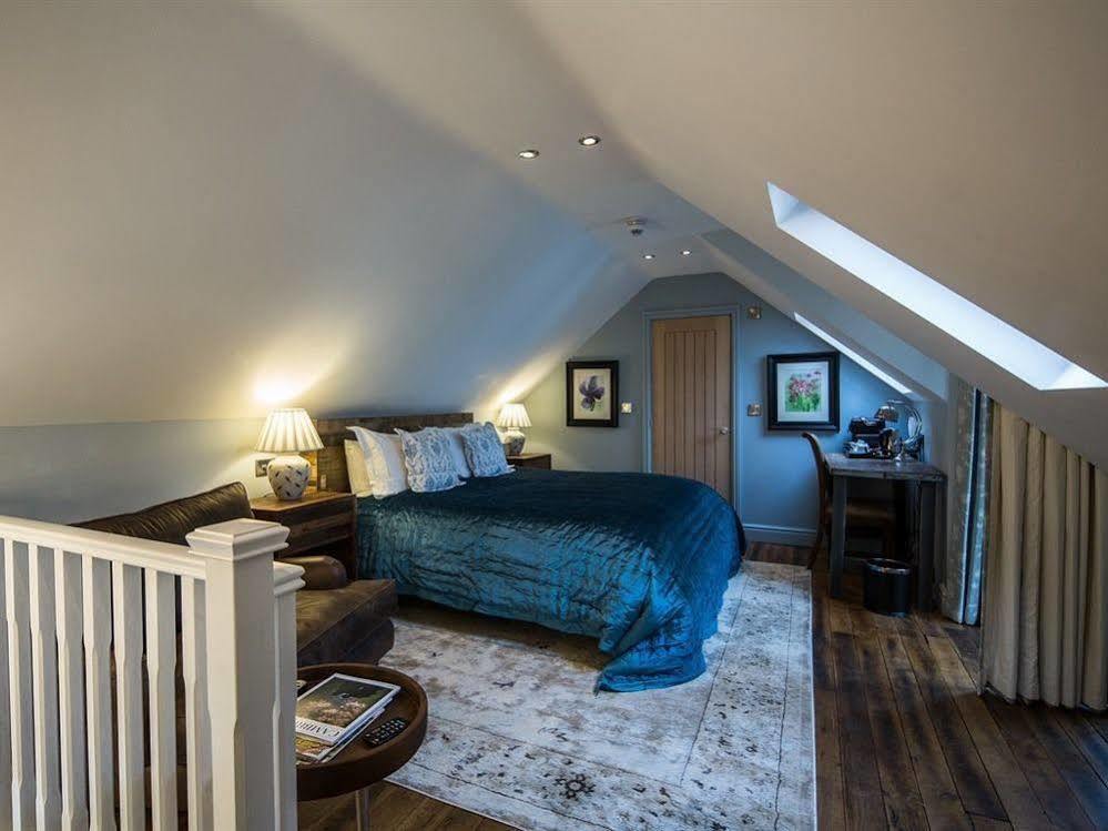 Hotel Eagle Mill Huntingdon Esterno foto